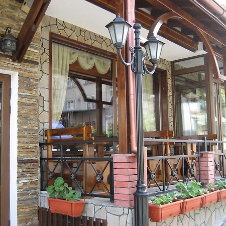 Spartak Family Hotel スモーリャン エクステリア 写真