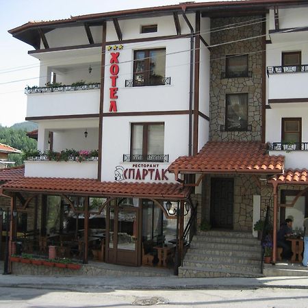 Spartak Family Hotel スモーリャン エクステリア 写真