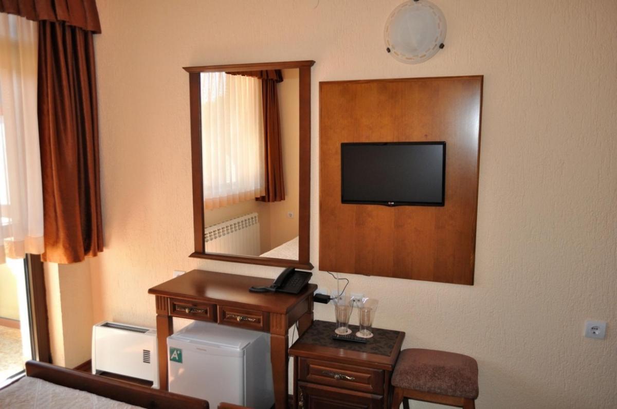Spartak Family Hotel スモーリャン エクステリア 写真